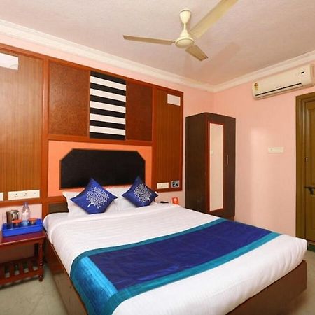 Gnana Srm Residecny Hotel Puducherry Eksteriør billede
